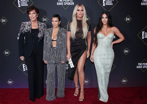 kim kardashian height ft